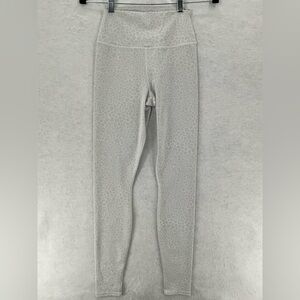 NWOT Yoga High-Waist Vapor Leopard Legging White Leopard Print Carbon 38 Small